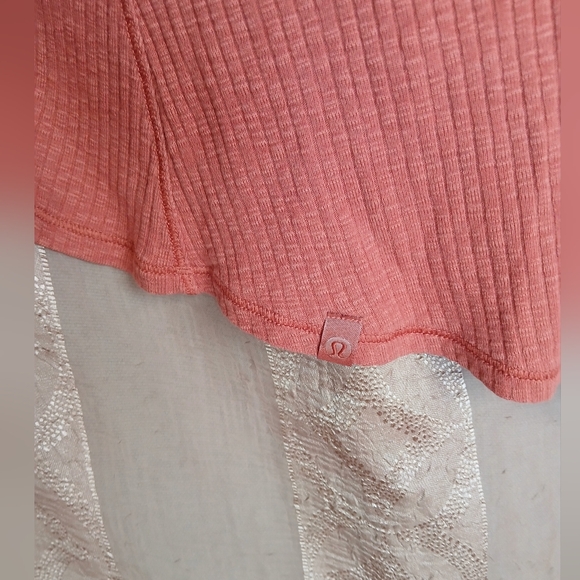 💎 Lululemon LIKE NEW Women's Top Athletic Flowy DARE TO DRAPE #0366 - Picture 10 of 10